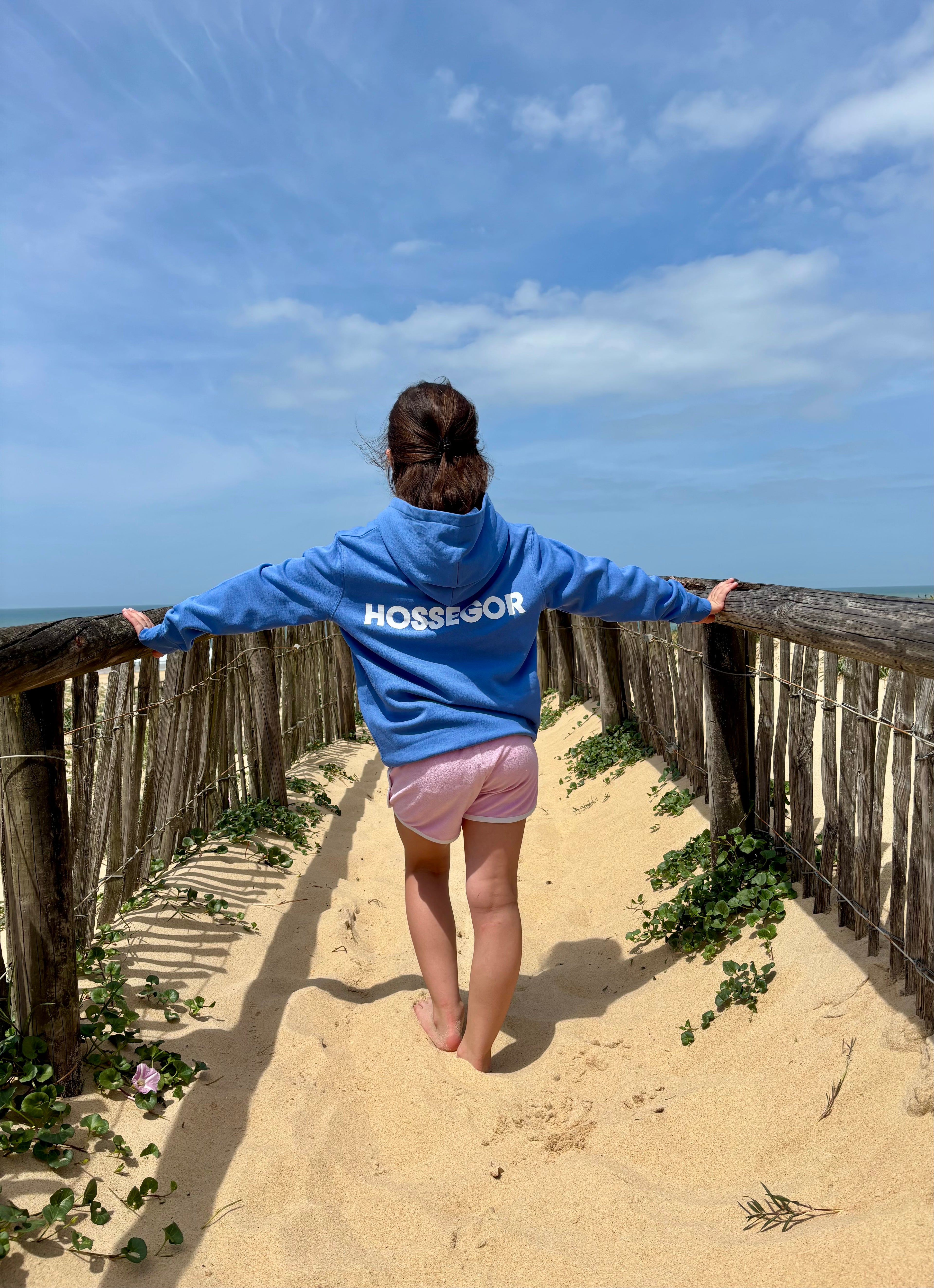 Hoodie bleu Hossegor dans le dos