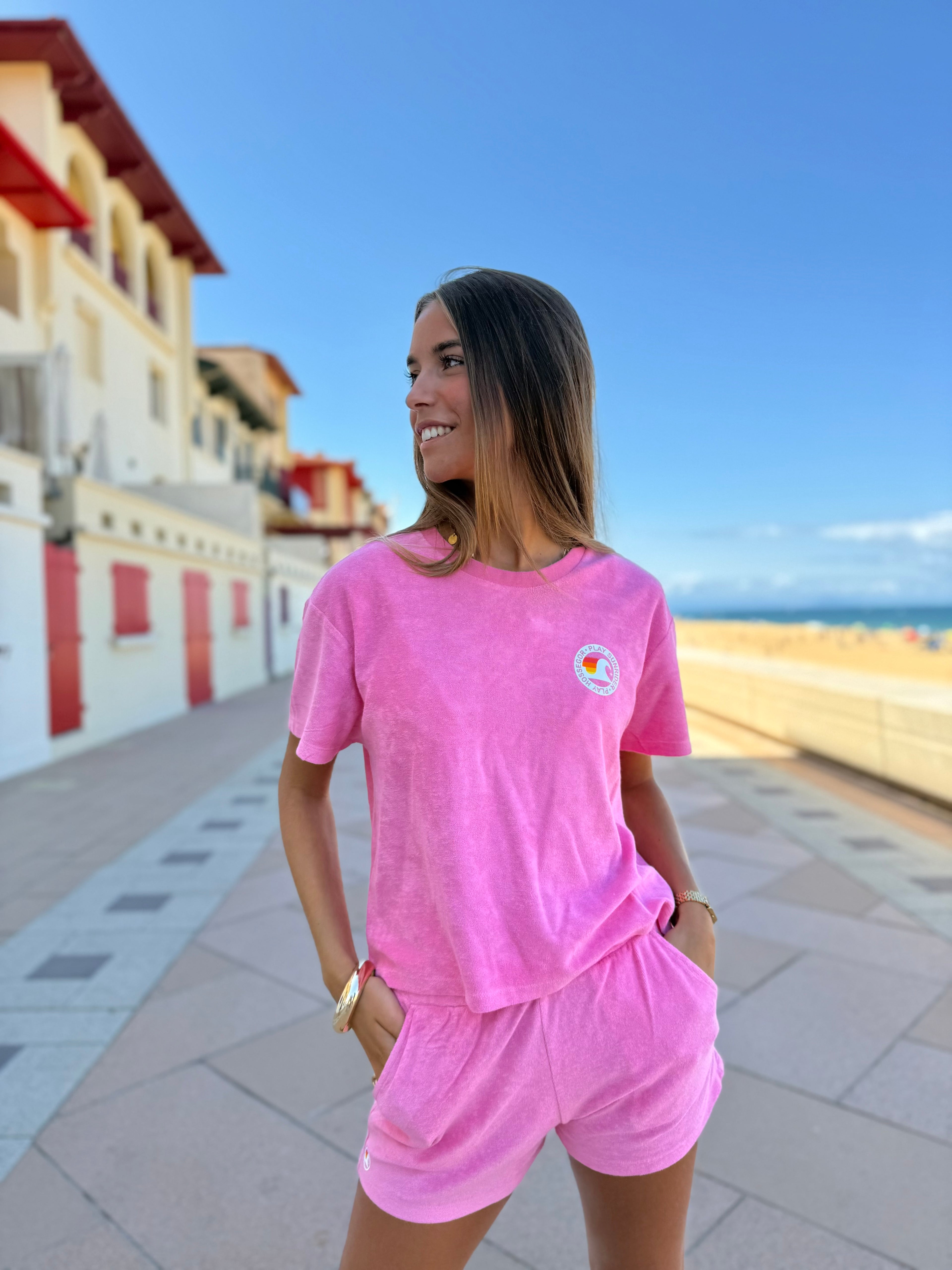 Short en éponge rose bonbon